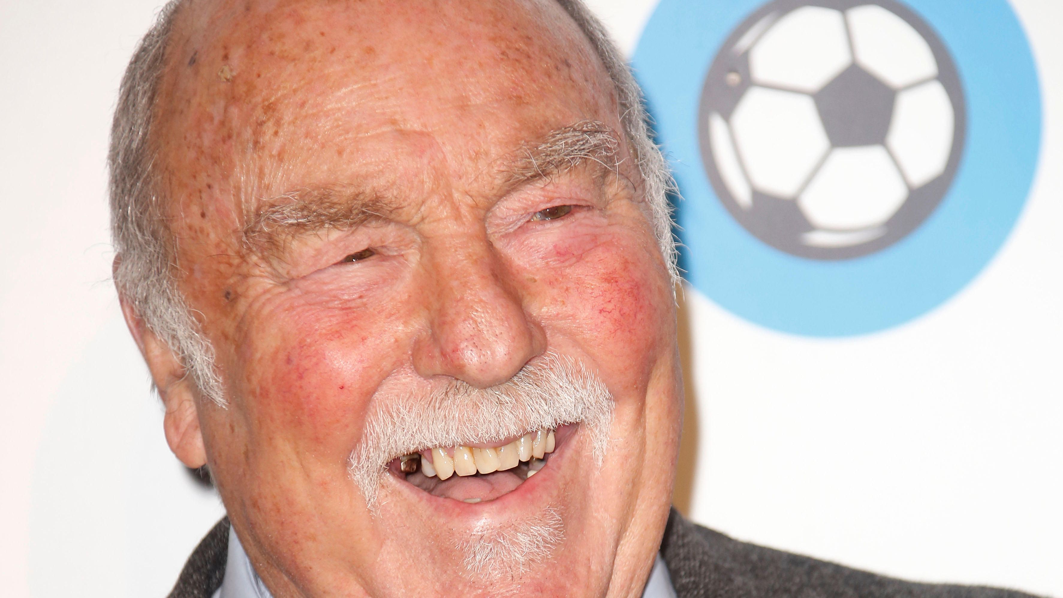 Jimmy Greaves laid to rest in Essex